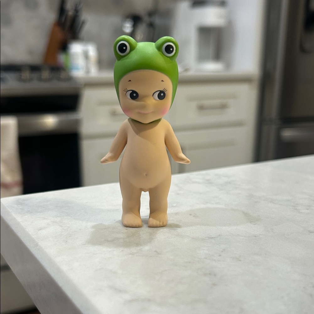 Authentic frog sonny angel